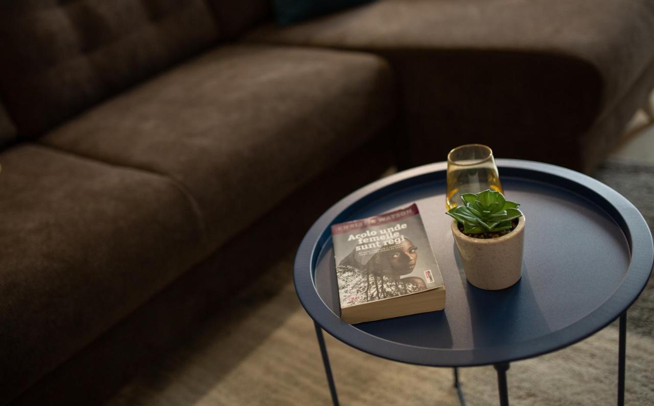 'Just Like Home' Apartment - With Private Parking Place Galaţi Esterno foto