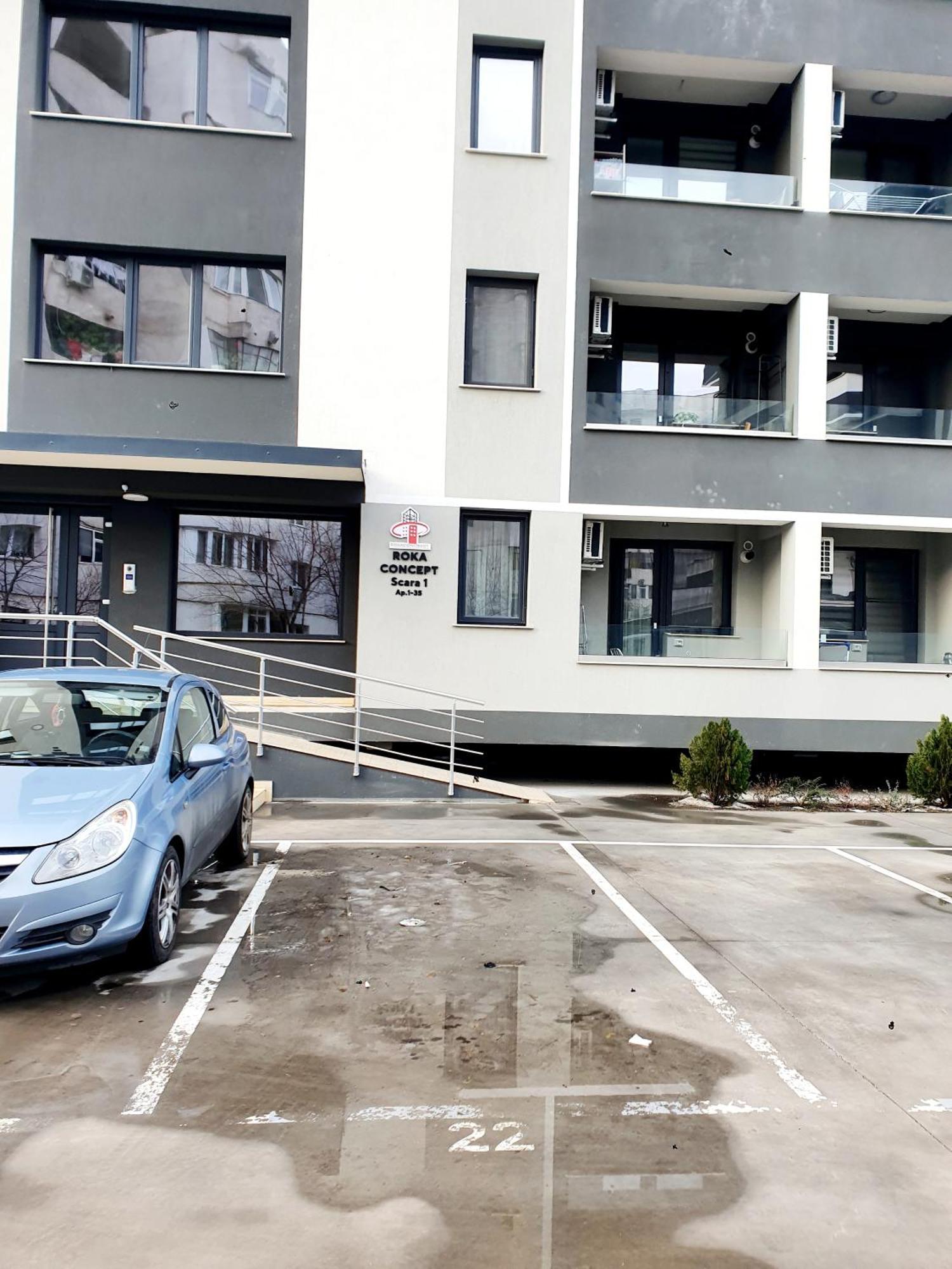 'Just Like Home' Apartment - With Private Parking Place Galaţi Esterno foto